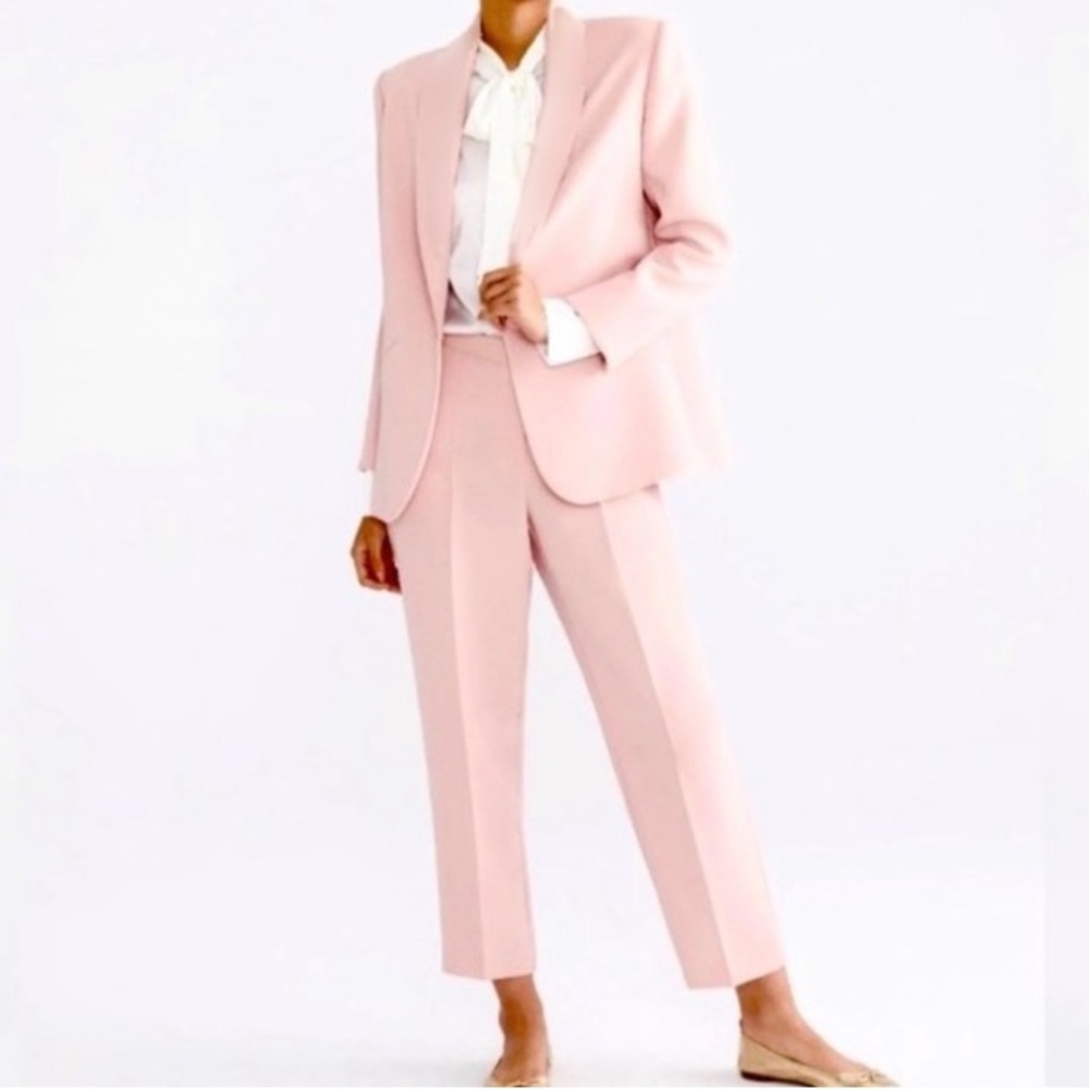 Kasper Pastel Pink Pantsuit Size 6